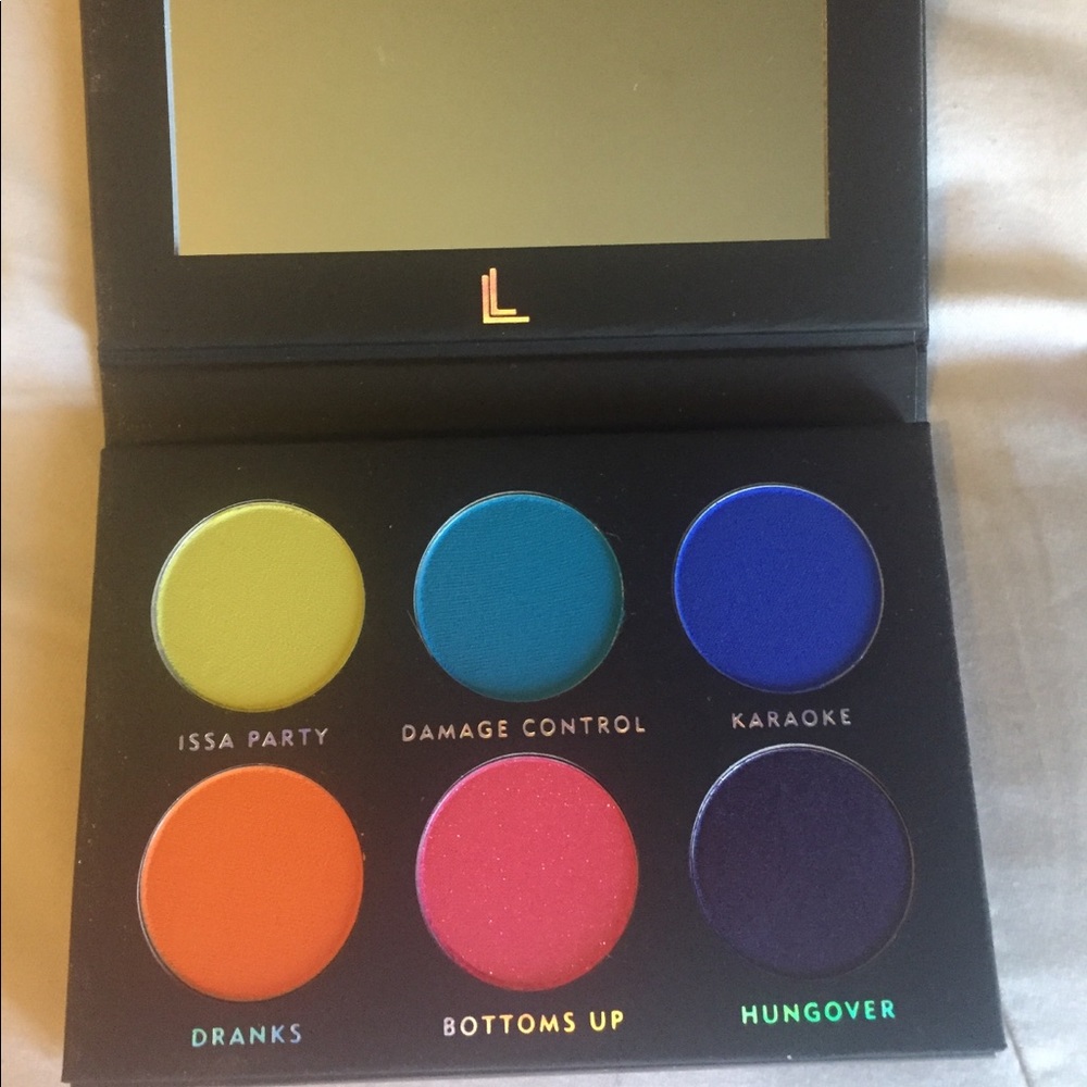 Eye shadow